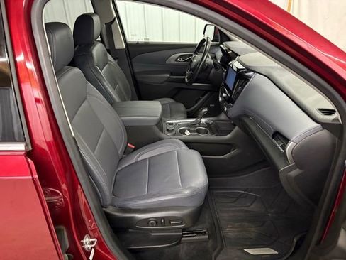 Used 2018 Chevrolet Traverse LT w/ LPO, Floor Liner Package AWD/4WD image 28