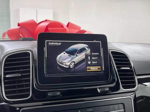 Used 2019 Mercedes-Benz GLE 43 AMG 4MATIC image 25