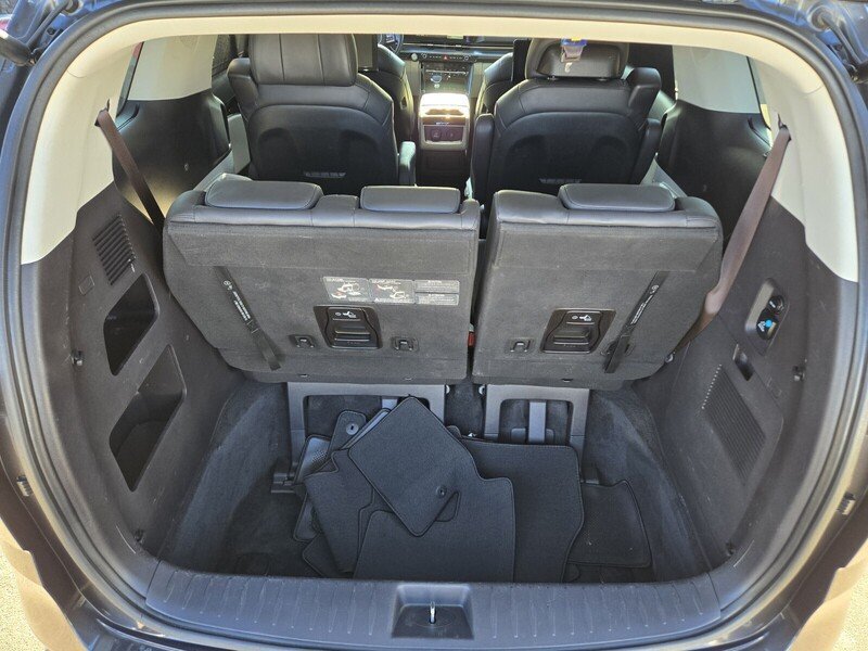 Certified 2022 Kia Carnival SX Prestige FWD image 14