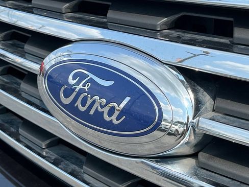 Used 2020 Ford Expedition XL AWD/4WD image 3