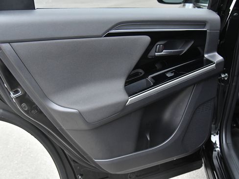 Used 2024 Subaru Solterra AWD/4WD image 35