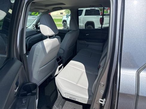 Used 2023 Honda Ridgeline RTL-E image 10