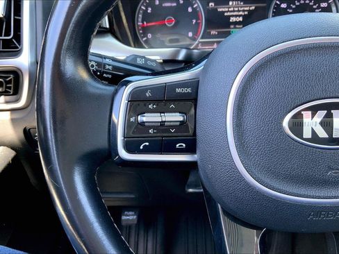 Used 2021 Kia Sorento S FWD image 17