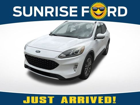 Used 2020 Ford Escape SEL FWD image 1