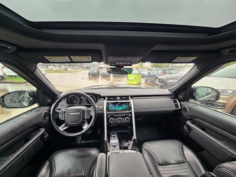 Used 2017 Land Rover Discovery HSE AWD/4WD image 7