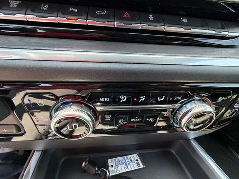 New 2026 GMC Sierra 2500 SLT AWD/4WD image 16