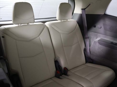 Used 2022 Cadillac XT6 Premium Luxury w/ Technology Package image 40