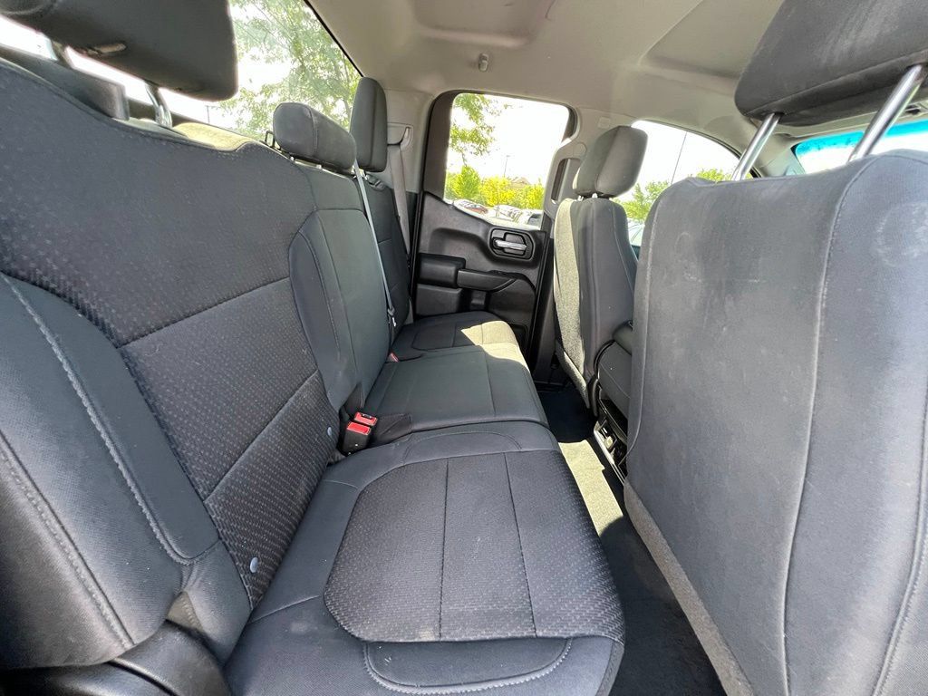 Used 2019 Chevrolet Silverado 1500 Custom Trail Boss w/ Custom Convenience Package AWD/4WD image 25
