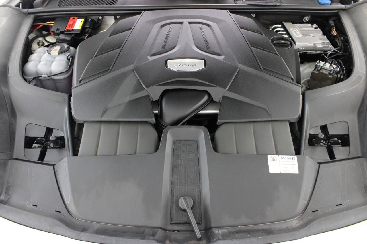 Used 2020 Porsche Cayenne AWD/4WD image 74