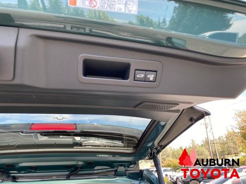 New 2026 Toyota 4Runner TRD Off-Road Premium w/ Tow Technology Package AWD/4WD image 12