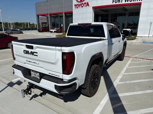Used 2026 GMC Sierra 2500 Denali Ultimate AWD/4WD image 8
