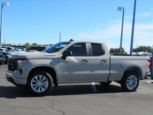 New 2026 Chevrolet Silverado 1500 Custom image 2