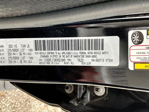 Used 2019 RAM 1500 Laramie image 19