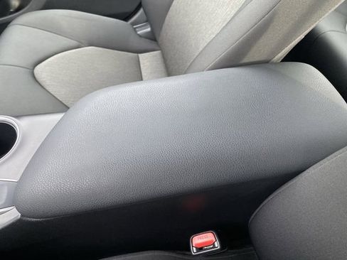 Used 2023 Toyota Camry LE image 18