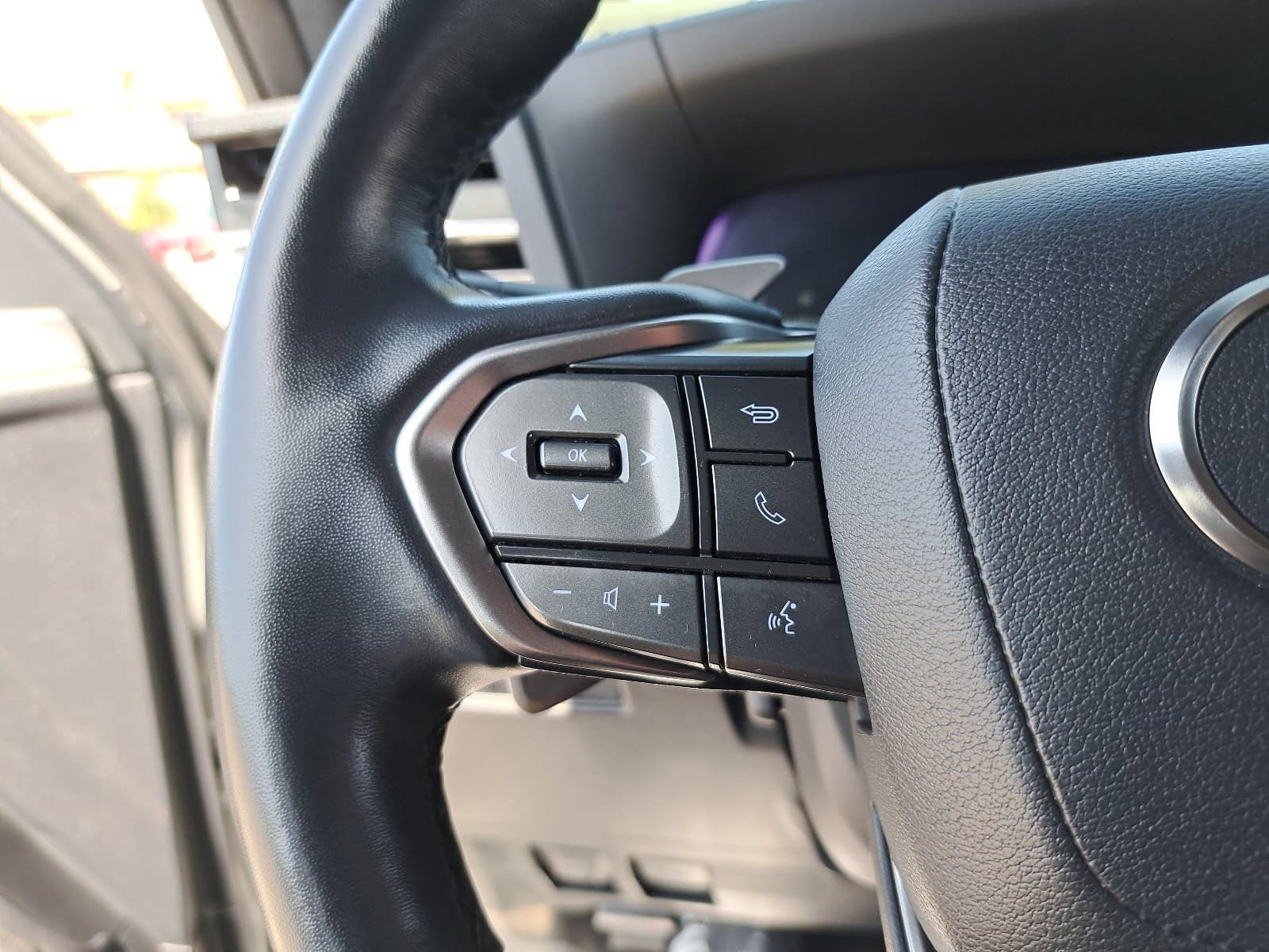 Used 2024 Lexus GX 550 AWD/4WD image 19