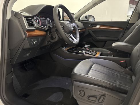 Used 2023 Audi Q5 2.0T Premium Plus w/ Premium Plus Package image 11