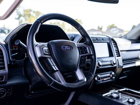 Used 2020 Ford Expedition Max Platinum AWD/4WD image 13