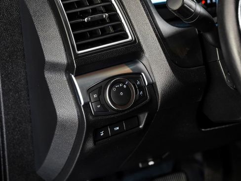 Used 2019 Ford Explorer Limited w/ Class III Trailer Tow Package FWD image 27
