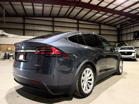 Used 2016 Tesla Model X Performance AWD/4WD image 5