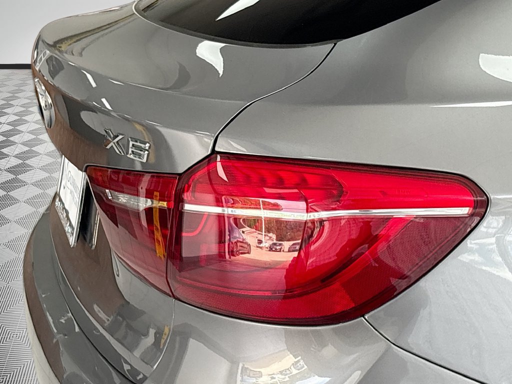 Used 2018 BMW X6 xDrive40i AWD/4WD image 12