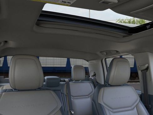 New 2026 Ford Maverick Lariat image 13