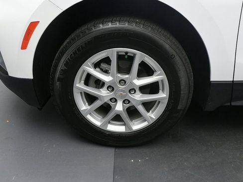 Used 2023 Chevrolet Equinox LT w/ Driver Convenience Package image 32