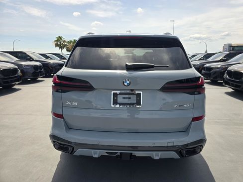 New 2026 BMW X5 xDrive40i w/ Executive Package AWD/4WD image 4