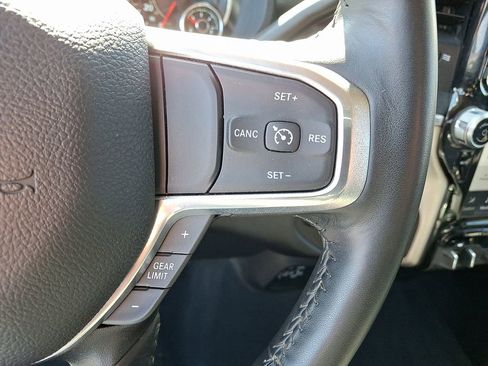 Used 2024 RAM 2500 Laramie AWD/4WD image 22