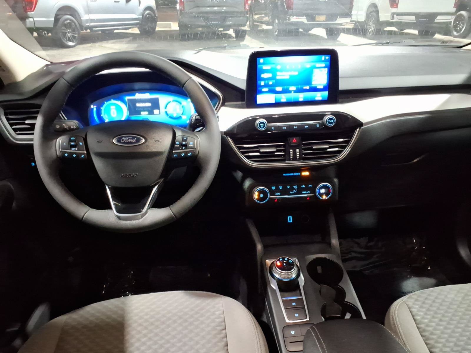Used 2020 Ford Escape SE Sport FWD image 14