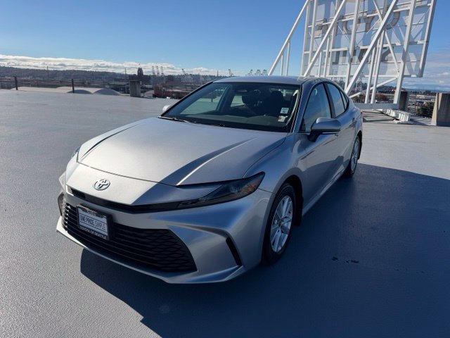 Used 2026 Toyota Camry LE w/ Preferred Package 2 (TMS) FWD image 7