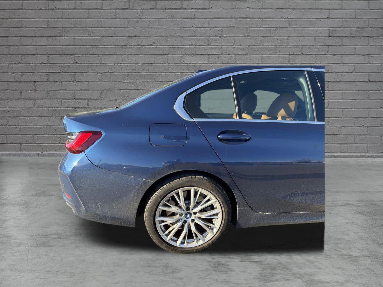 Used 2024 BMW 330e xDrive w/ Premium Package AWD/4WD image 8