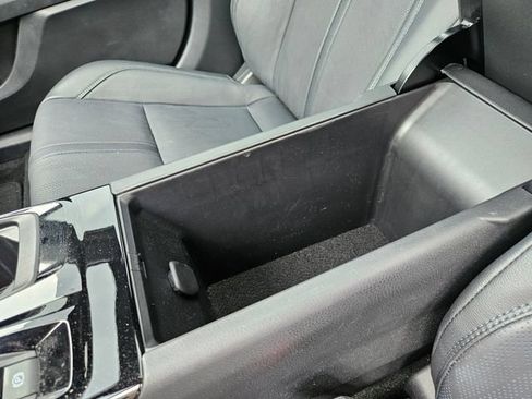 Used 2025 Toyota Camry XSE FWD image 26