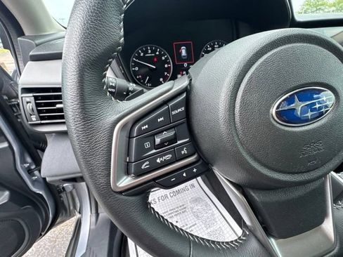 Used 2025 Subaru Outback Premium w/ Popular Package #1A AWD/4WD image 18