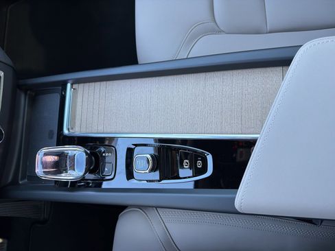 New 2026 Volvo XC60 B5 Core image 43