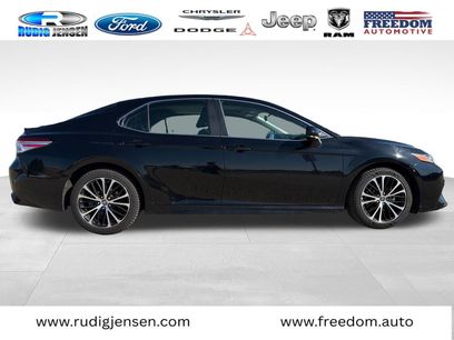 Used 2020 Toyota Camry SE