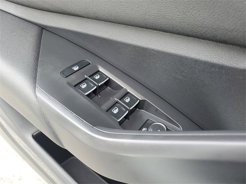 Used 2021 Volkswagen Jetta SEL Premium image 31