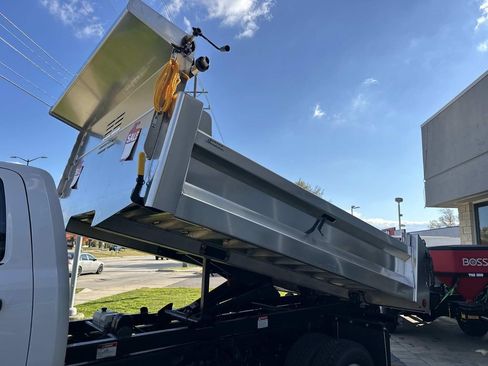 New 2026 RAM 3500 Tradesman w/ Chrome Appearance Group image 9