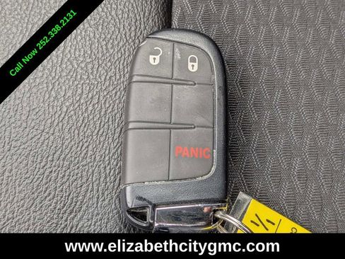 Used 2022 Jeep Compass Latitude image 30