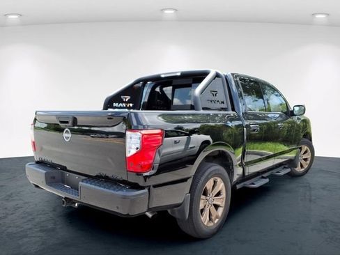 Used 2024 Nissan Titan SV w/ SV Bronze Edition Package AWD/4WD image 12