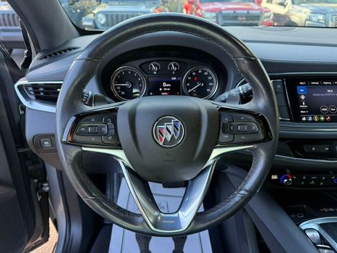 Used 2024 Buick Enclave Essence w/ Technology Package image 5