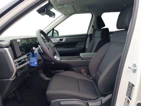 New 2026 Hyundai Santa Fe SE FWD image 9