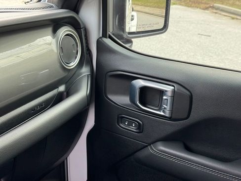 Used 2021 Jeep Wrangler Unlimited Sahara w/ Safety Group image 38