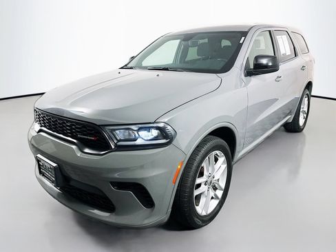 Used 2023 Dodge Durango GT AWD/4WD image 3