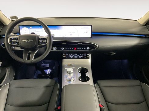 Used 2026 Genesis GV70 2.5T Advanced image 16