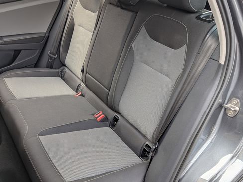 Used 2024 Volkswagen Taos S image 17