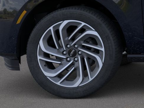 New 2026 Lincoln Navigator Reserve AWD/4WD image 19