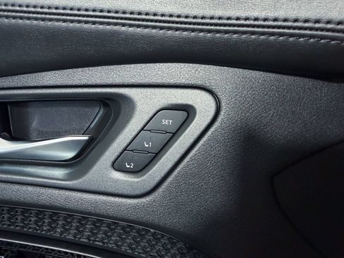Certified 2023 Nissan Ariya AWD image 37