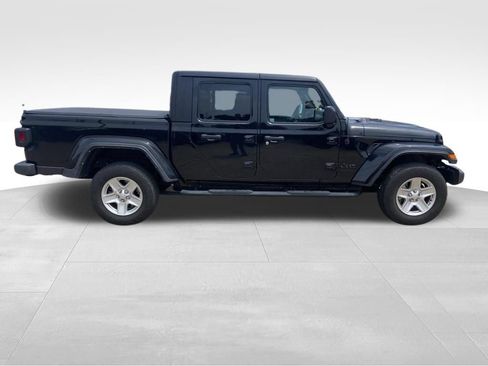 Used 2022 Jeep Gladiator Sport AWD/4WD image 10
