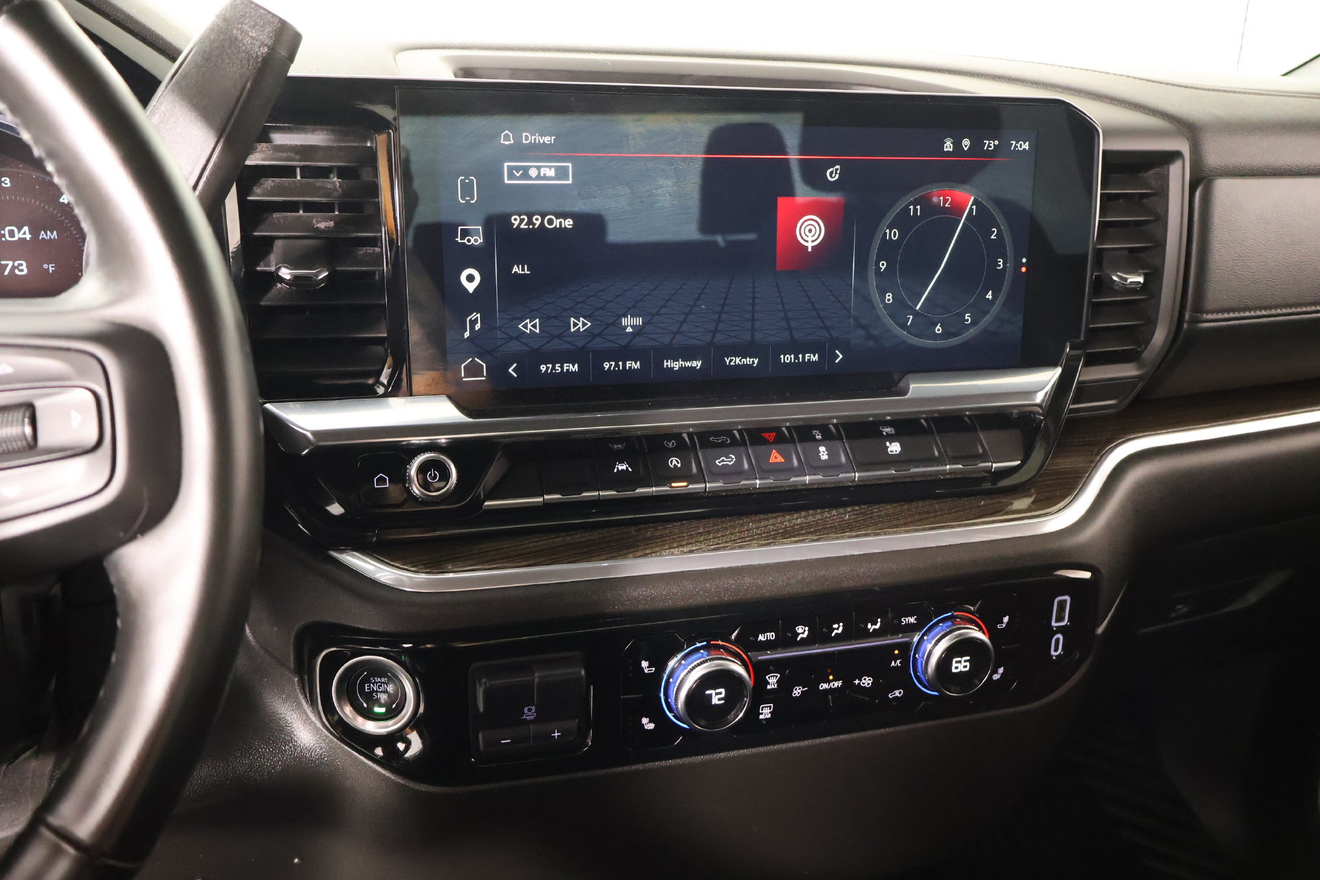 Used 2025 GMC Sierra 1500 Elevation AWD/4WD image 5