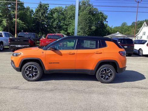 New 2026 Jeep Compass Trailhawk AWD/4WD image 4